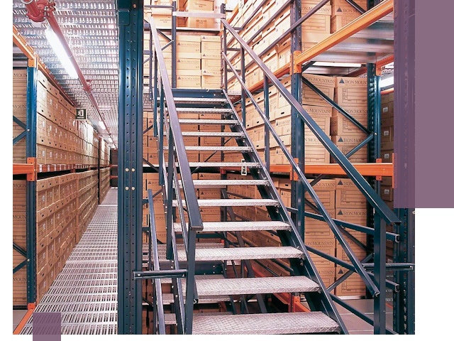 Лестницы складские прочные и безопасные под ключ в Уфе