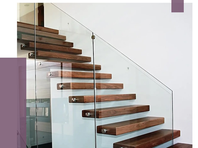 Стеклянные перила для лестницы в Уфе от 14899 руб.