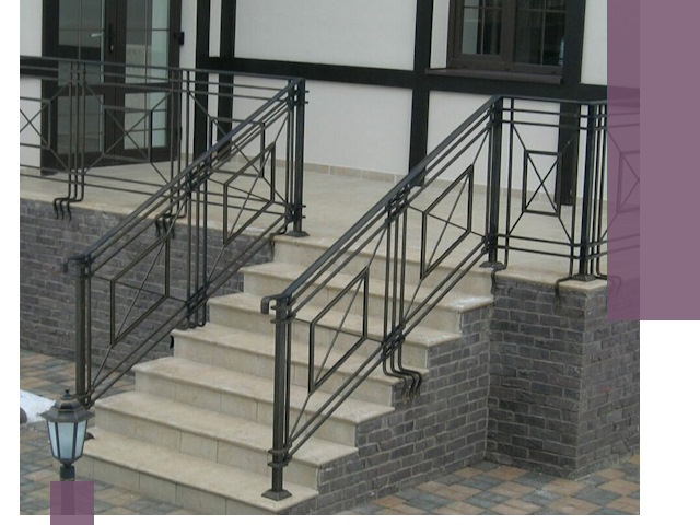 Перила для крыльца в Уфе — монтаж, изготовление и установка