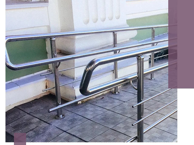 Ограждения пандусов из металла и нержавейки в Уфе