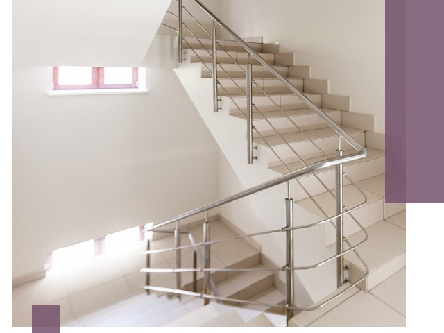 Установка и замена перил в подъезде в Уфе