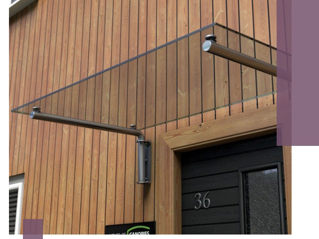 Стеклянные козырьки на входы и фасады в Уфе