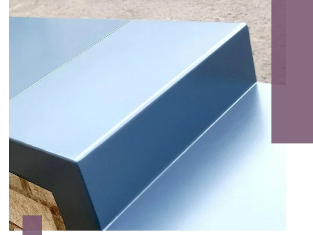 Крышки на парапет в Уфе: изготовление и монтаж под ключ